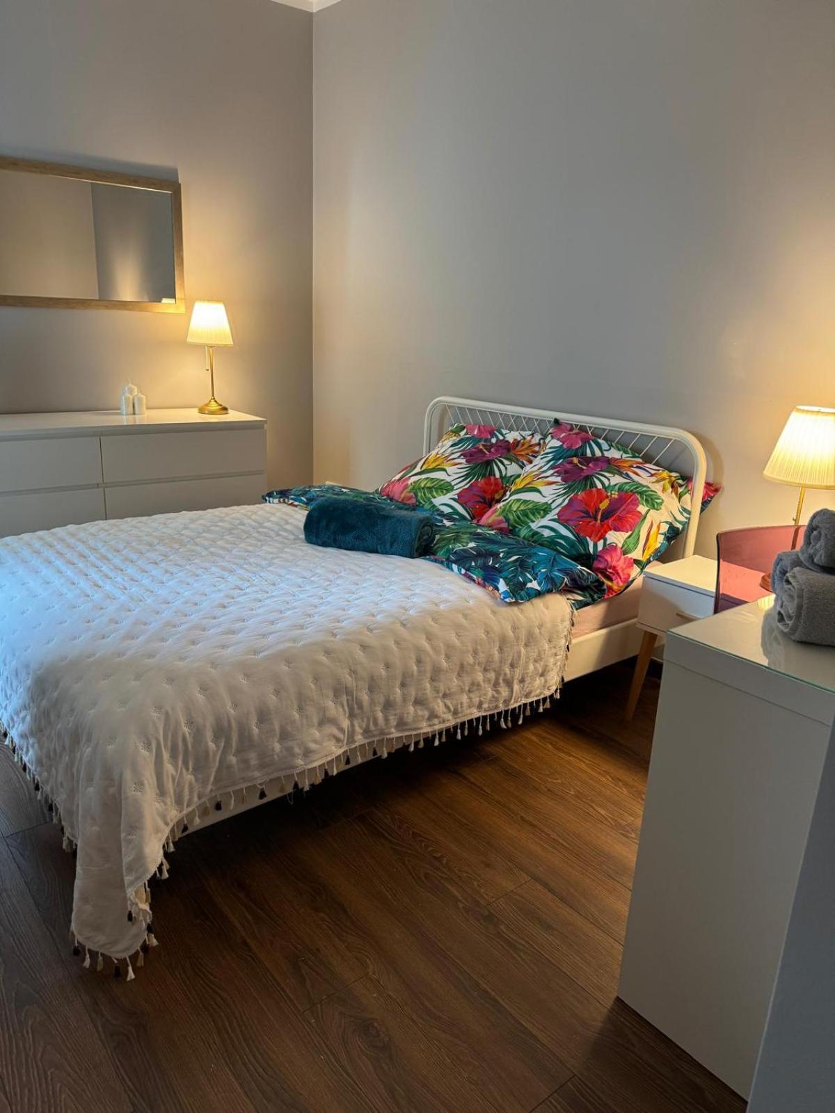 Apartment Metro Slodowiec Free Parking Warsaw Exterior photo